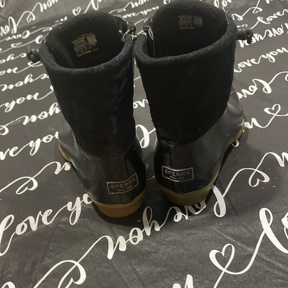 Sperry - Picture 4 of 4